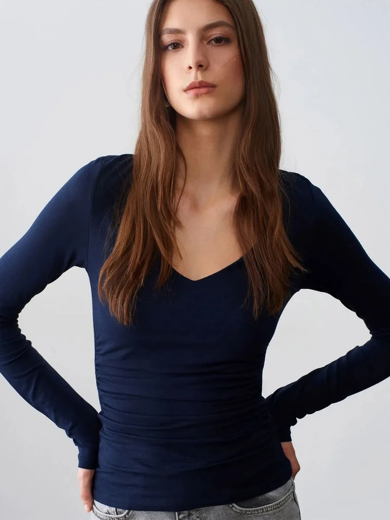 Dilvin DILVIN Slim Fit V-Neck Knit Blouse