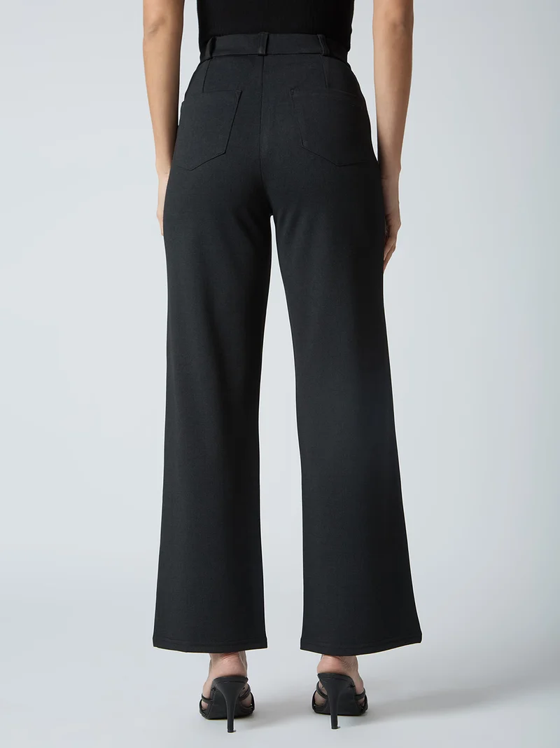 globus Women Self Checked Design Stretchable Mid-Rise Straight Fit Workwear Trousers
