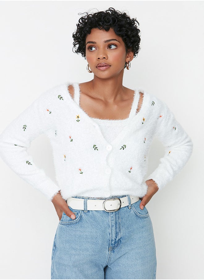 Cardigan - Ecru - Regular - pzsku/Z4F901518172EF427E58EZ/45/_/1730941472/bb43a3ff-ba1f-4bbc-b726-b9b33da0dfc2