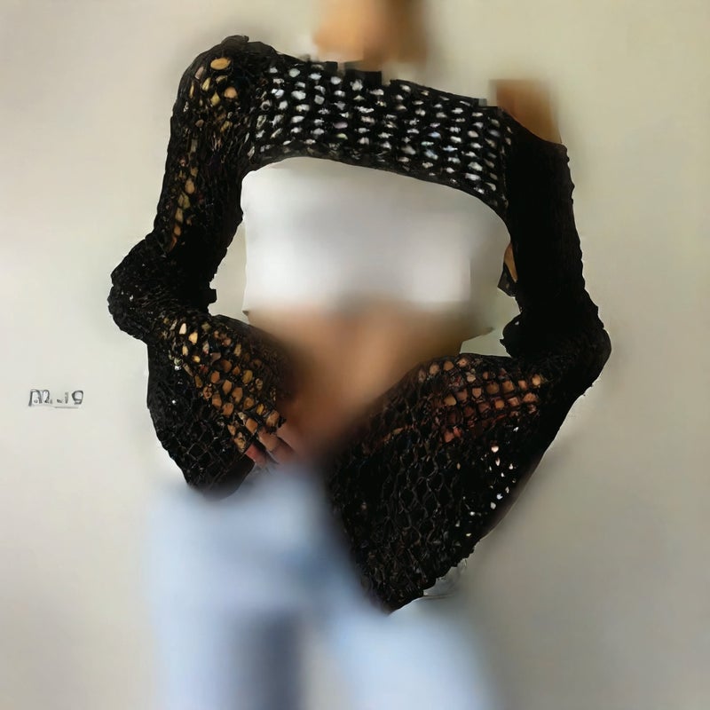 تي شيرت محبوك مفرغ طويل الأكمام بقبة دائرية - Image 2