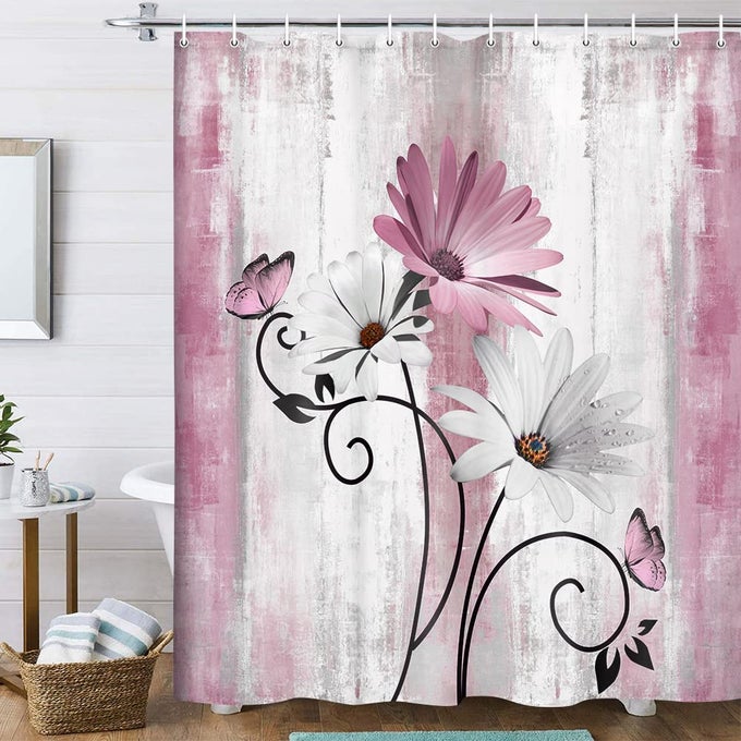 RUSTIC FARMHOUSE SHOWER CURTAIN FARM PINK DAISY FLORAL FLOWERS AND BUTTERFLY ON COUNTRY WOODEN SHOWER CURTAIN FOR BATHROOM PINK GREY BATHROOM SHOWER CURTAINS WITH 12PCS HOOKS 70X70IN