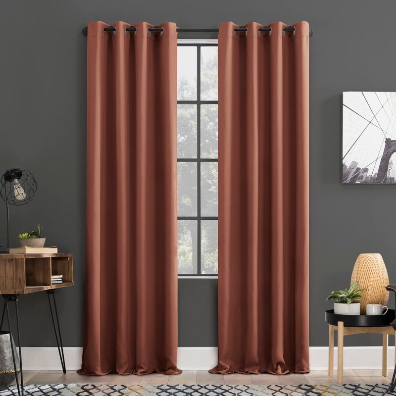 صن زيرو Sun Zero Soho 2-Pack Blackout Energy Grommet Curtain Pane Pane 54 "" X 108 "" Terracotta - Image 1
