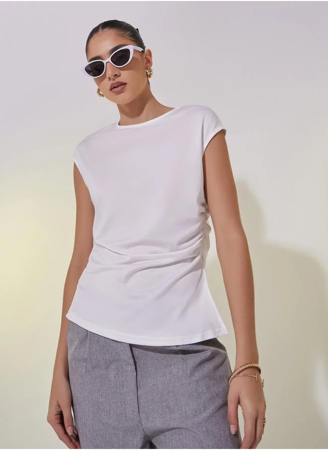 ستايلي Ruched Detail Side Slit Short Sleeve Top