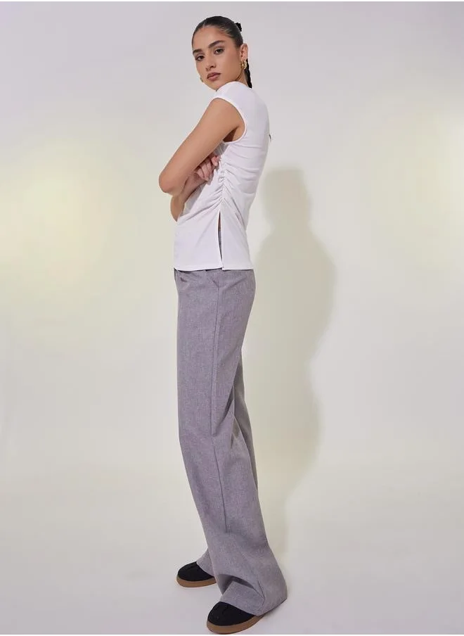 ستايلي Ruched Detail Side Slit Short Sleeve Top