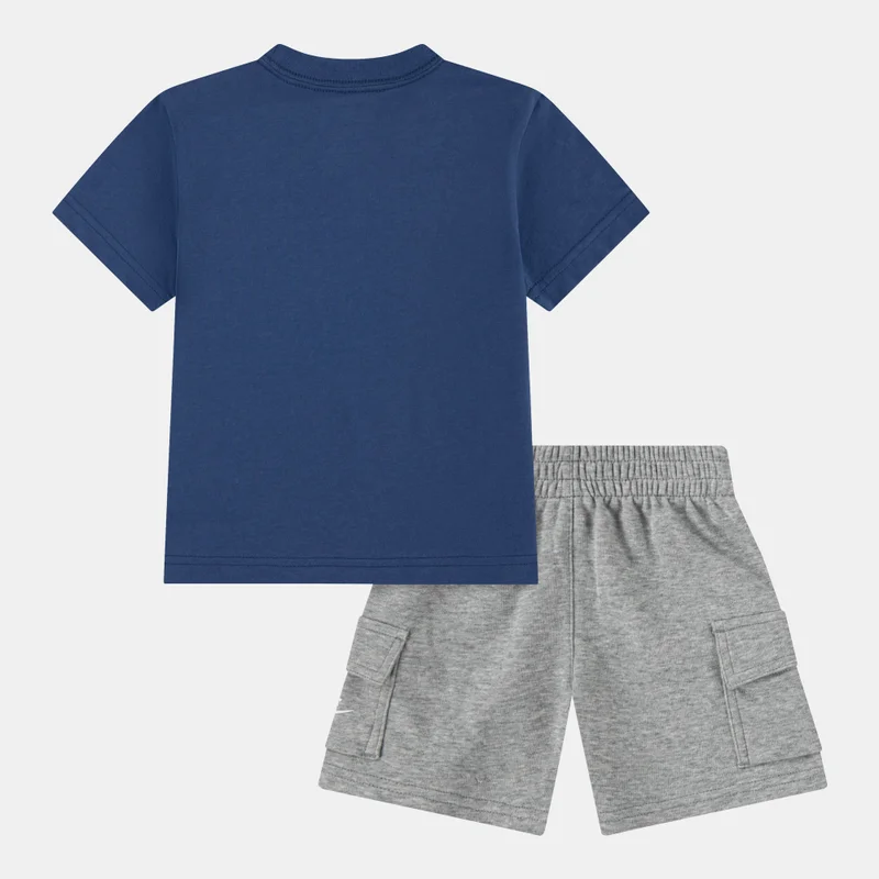 نايكي Kids' Sportswear Pocket T-Shirt and Shorts Set