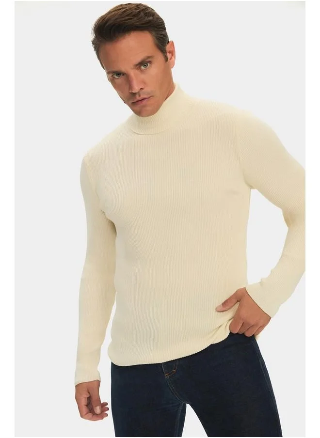 جون June Men Slim Fit Turtleneck Ribbed Knit Sweater Ecru