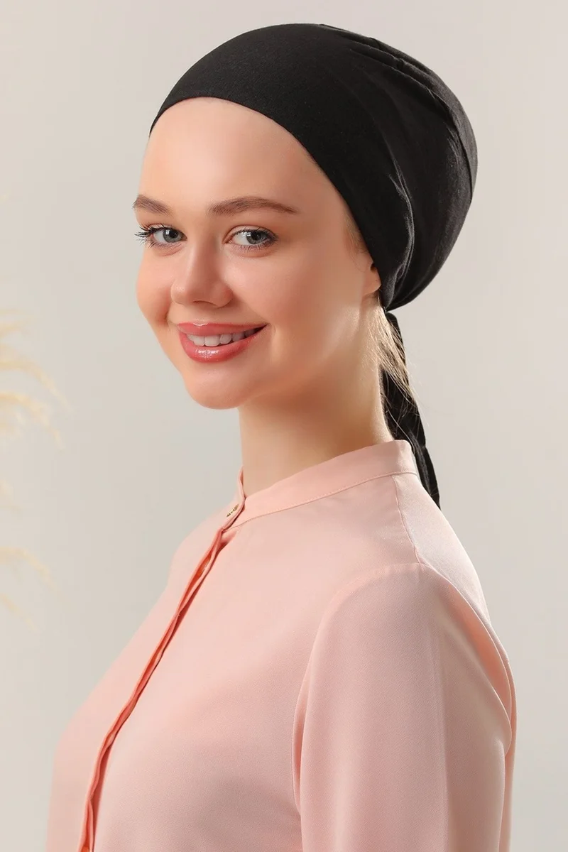 Melodi Scarf Hijab Stitched Bonnet Black