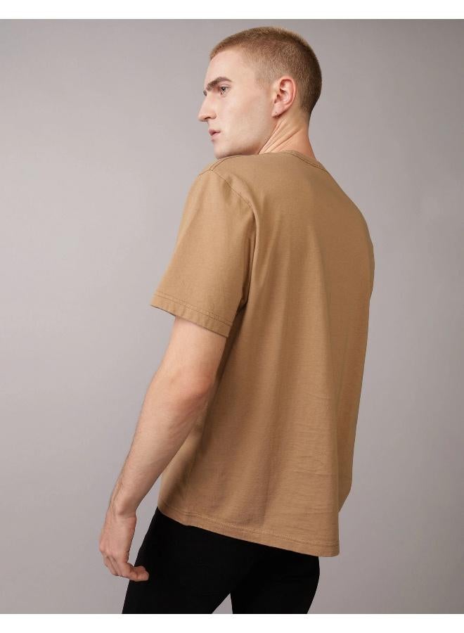 American Eagle Embroidered Crew Neck Graphic T-Shirt - Image 4