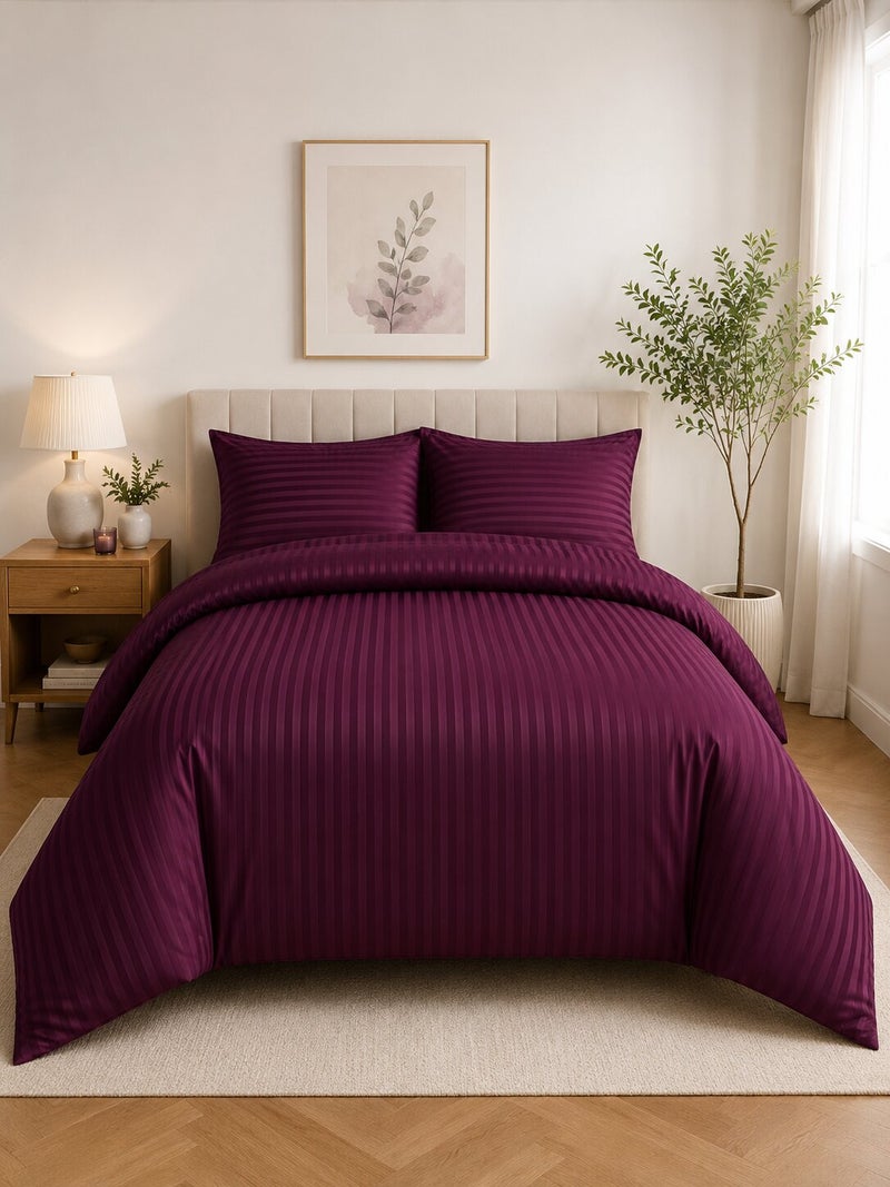 Aristocrat 4-Piece Stripe Microfiber Duvet Cover Set | Queen | Includes 1 Duvet Cover (220x240cm), 1 Deep Pocket Fitted Sheet (180x200+30cm) & 2 Pillowcases (53x75+15cm) | Ultra Soft, Breathable & Wrinkle Resistant | purple - Image 1