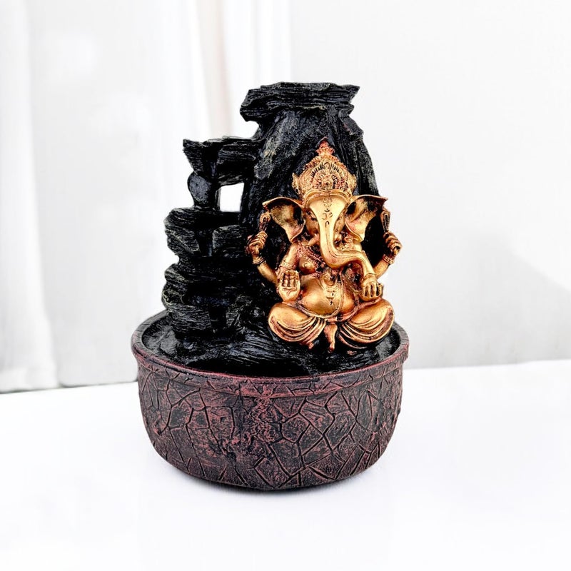 Go Hooked نافورة شلال اللورد غانيشا مع أضواء LED وتدفق مياه قابل للتعديل | ديكور لتخفيف التوتر والطاقة الإيجابية | نافورة طاولة من بولي ريزين لغرفة بوجا، منزل التأمل وديكور المكتب - Image 1