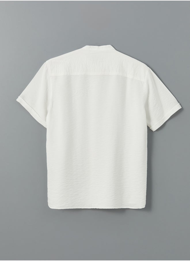 LC WAIKIKI Grandad Collar Short Sleeve Men'S Shirt  - Image 2