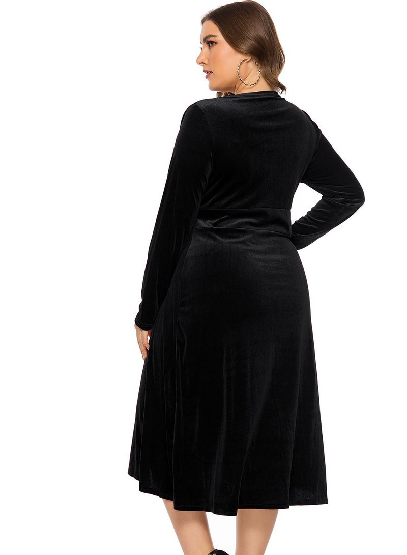 Loquat Women's Autumn V-Neck Long Sleeved Gold Velvet Dress  - Image 2