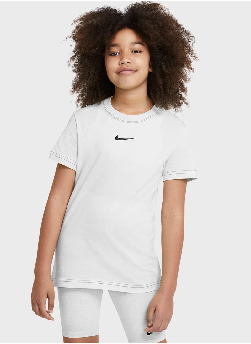 Nike - Youth Nsw Essential Boyfriend T-Shirt - Image 1