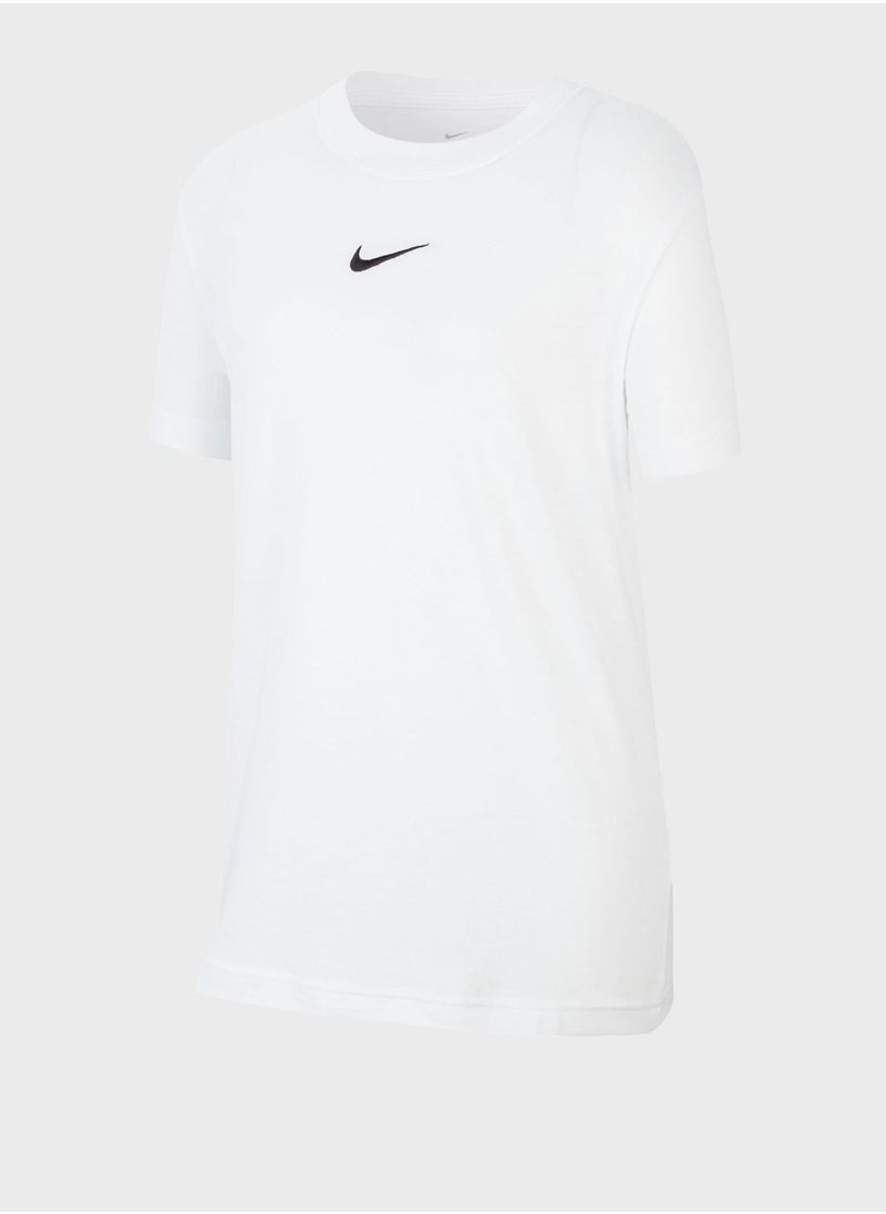 Nike - Youth Nsw Essential Boyfriend T-Shirt - Image 1