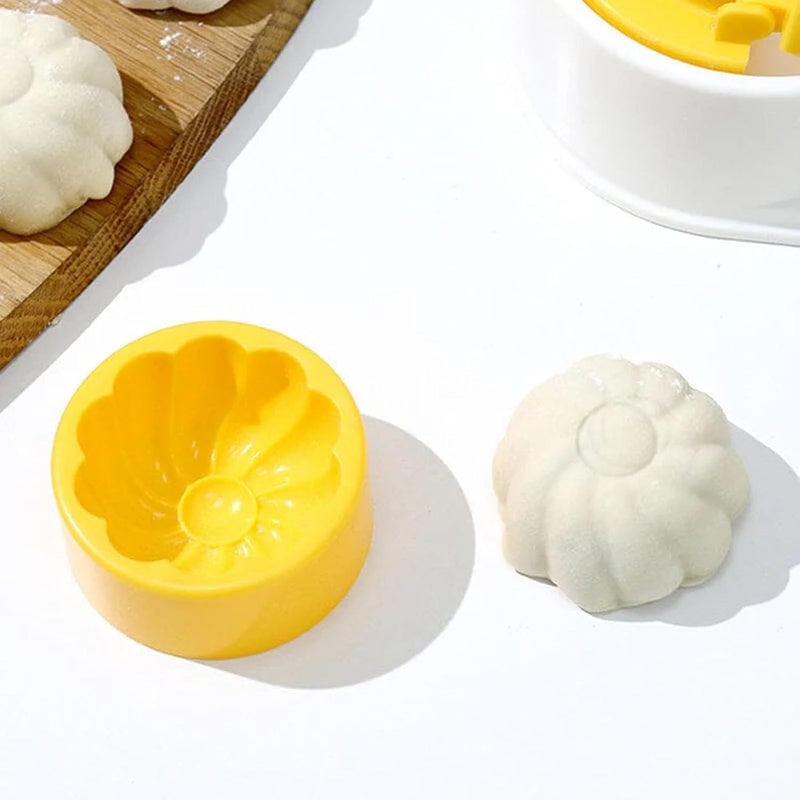 Krugo Creation Krugo Creation 3 in 1 Momos Maker Dumpling Maker Gujiya Maker MachineMomos Maker Machine Kajjikayalu Karanji Samosa Maker Skin Press Mould for Ghughra with Dumpling Puri Maker  - Image 3