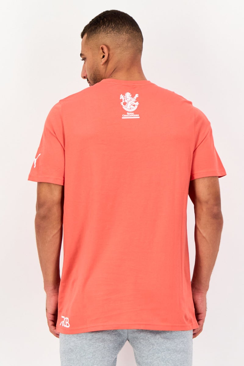 PUMA تي شيرت رياضي للرجال بأكمام قصيرة مناسب في الهواء الطلق، أحمر باهت - Image 3