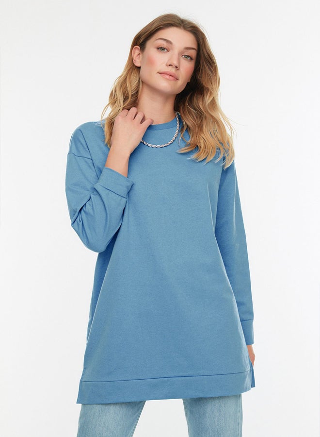 trendyol Blue Crew Neck Slit Detailed Basic Knitted Sweatshirt - Image 3