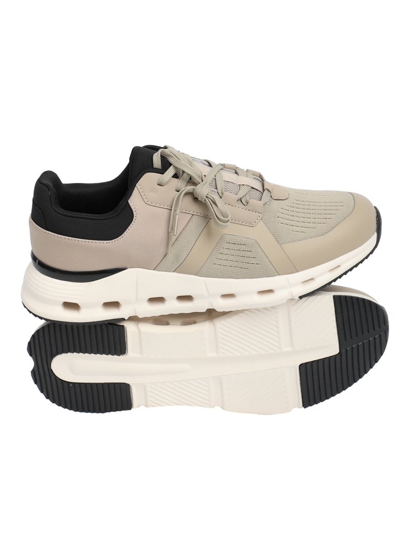 حذاء رياضي رجالي بلون بيج أنيق، يجمع بين التصميم العصري والراحة - مقاس 41 - Image 3