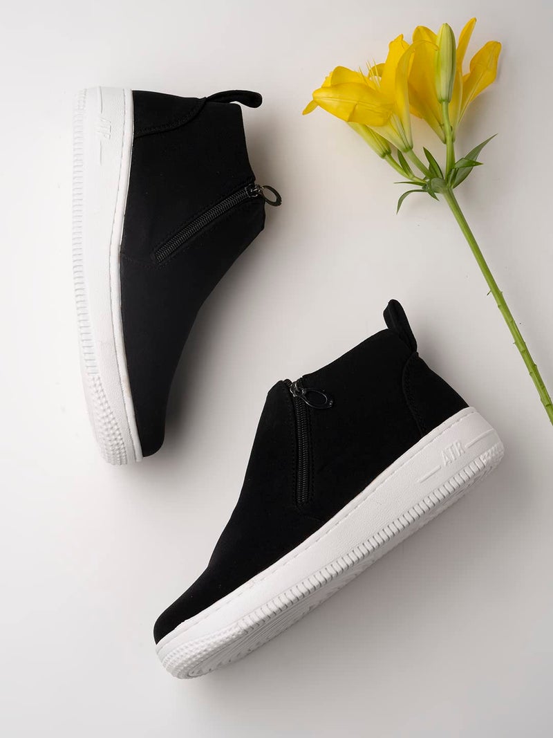 Shoetopia أحذية شوتوبيا النسائية الأنيقة من الجلد المدبوغ | حذاء كاجوال بطول الكاحل مع سحاب جانبي ونعل مريح مقاوم للانزلاق - Image 4