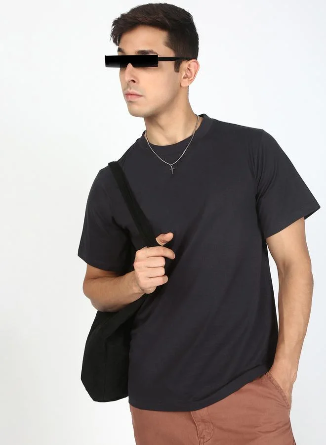 Take Two Men Charcoal Solid Regular Fit T-Shirt