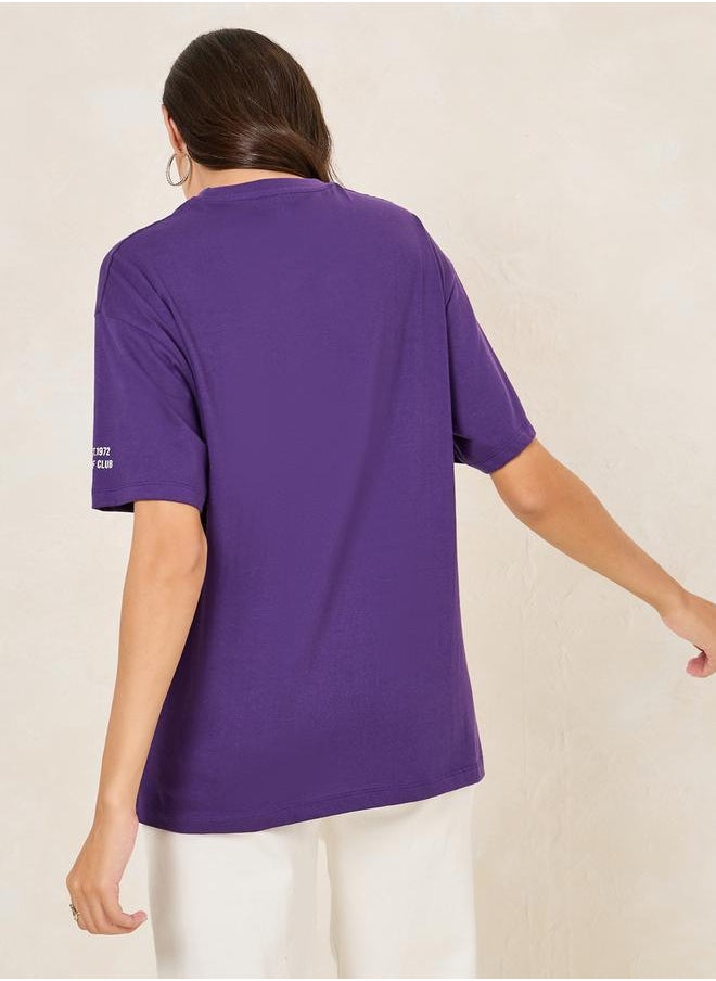 Styli Oversized California Slogan Print Round Neck T-Shirt  - Image 5