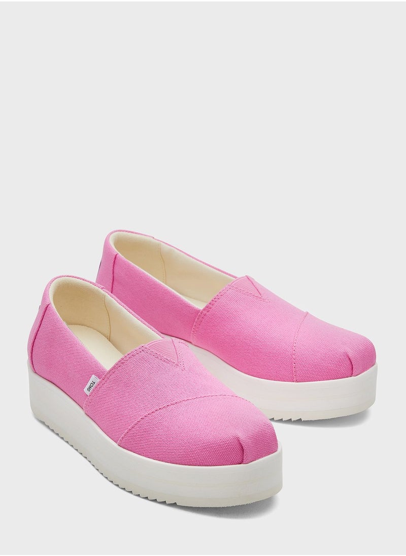 Alp Midform Slip Ons