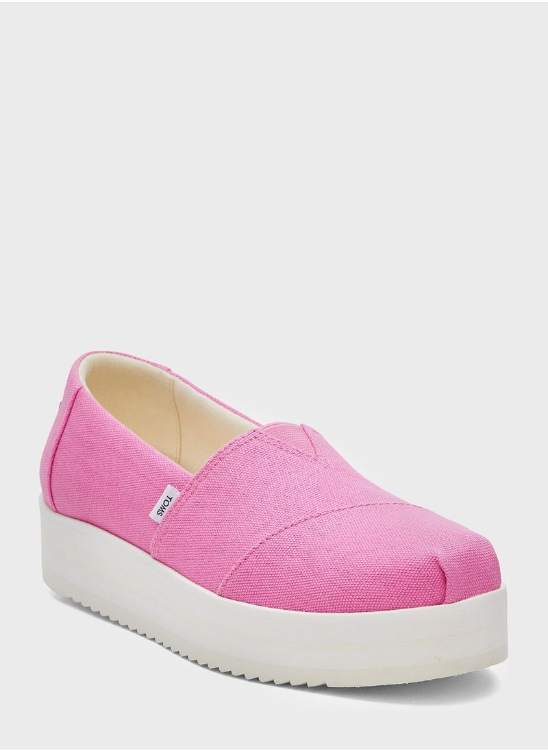 Alp Midform Slip Ons