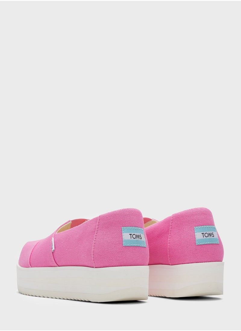 Alp Midform Slip Ons