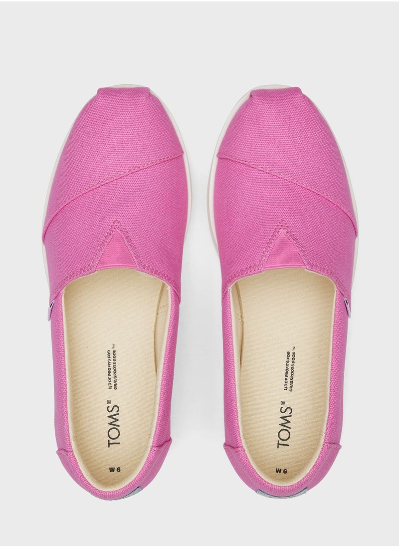 Alp Midform Slip Ons