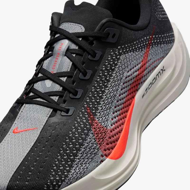 Nike Men's Pegasus Plus Road Running Shoes