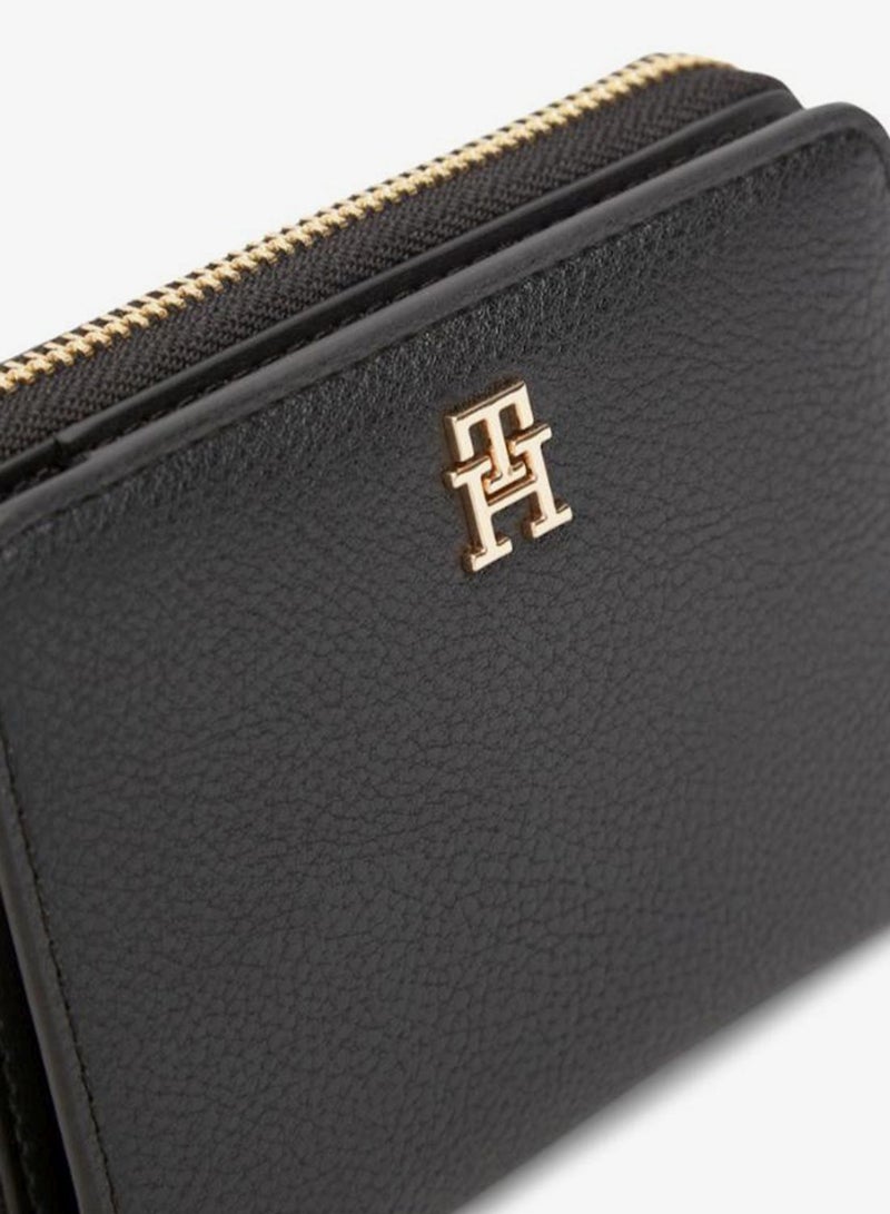 TOMMY HILFIGER Hilfiger Icon Zip-Around Flap Wallet - Image 4