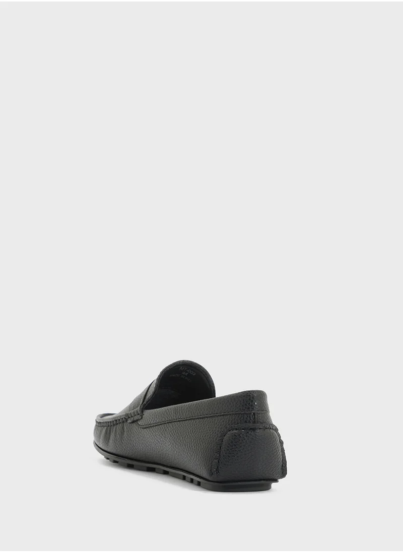 روبرت وود Saddle Details Smart Loafers