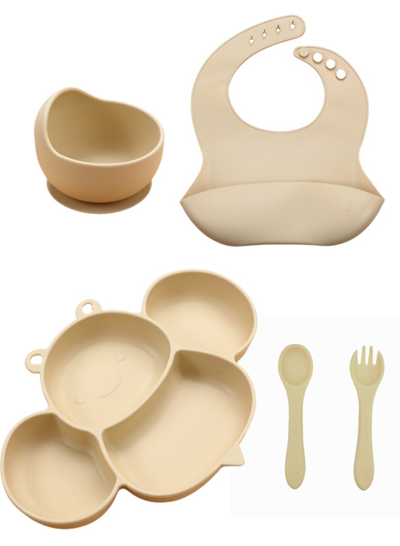 راكاي طقم تغذية الأطفال من السيليكون، 5 قطع، لونها بيج، وبيشمل مريلة ووعاء شفط وصينية مقسمة وقطع أكل. - Image 1