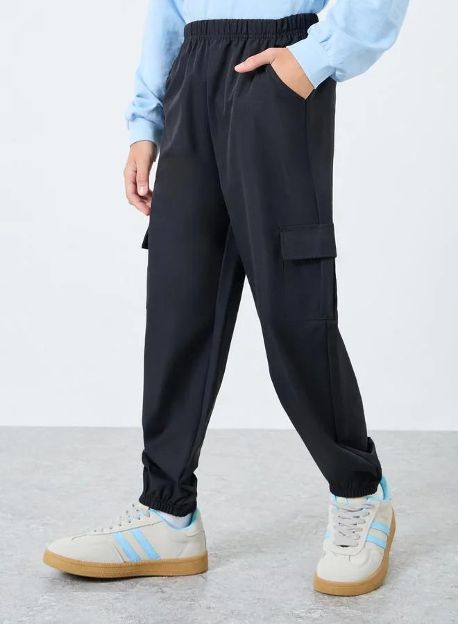 Styli Black Solid Cargo Joggers