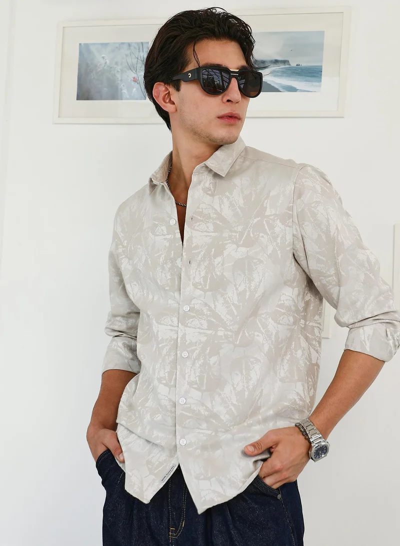 Campus Sutra Campus Sutra Men's Ecru Beige Faded Foliage-Jacquard Shirt | Regular Fit Full Sleeve Point Collar Abstract Pattern | Cotton Blend & Breathable Fabric For Casual & Semi-Formal Wear
