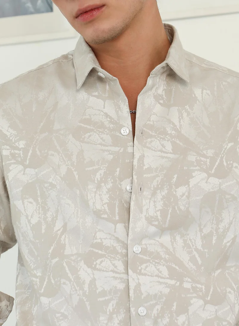 Campus Sutra Campus Sutra Men's Ecru Beige Faded Foliage-Jacquard Shirt | Regular Fit Full Sleeve Point Collar Abstract Pattern | Cotton Blend & Breathable Fabric For Casual & Semi-Formal Wear