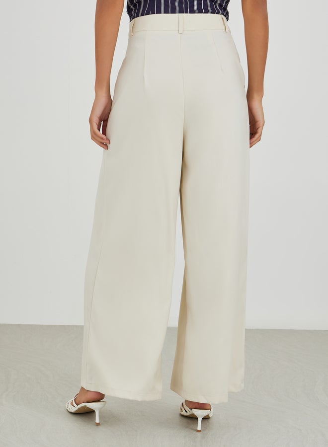 Styli Solid High Rise Inverted Pleated Wide Leg Pants - Image 4