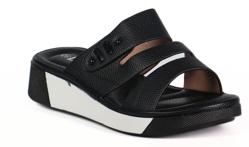 SD.Felano Women’s Flat Comfort Sandals | Soft Cushioned Footbed | Lightweight Everyday Sandals | Easy Slip-On Design | Supportive Sole For Daily Wear | Casual Walking Sandals For Women - Image 1