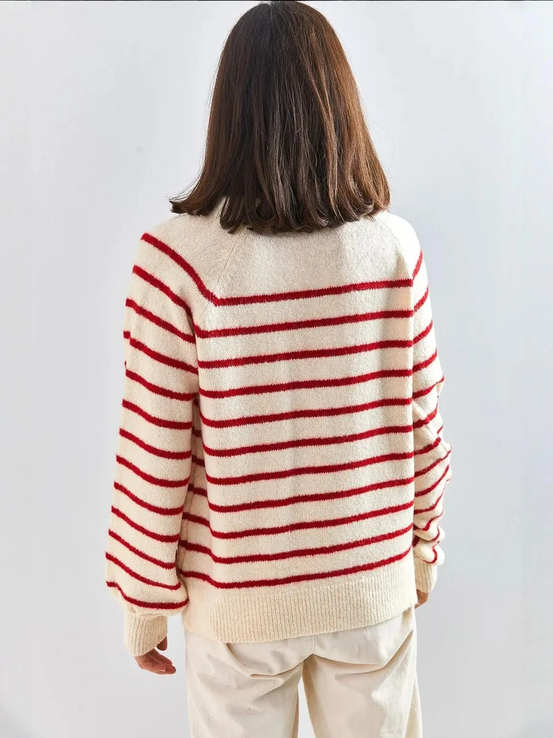 Bianco Lucci Button Collar Relaxed Fit Knit Sweater