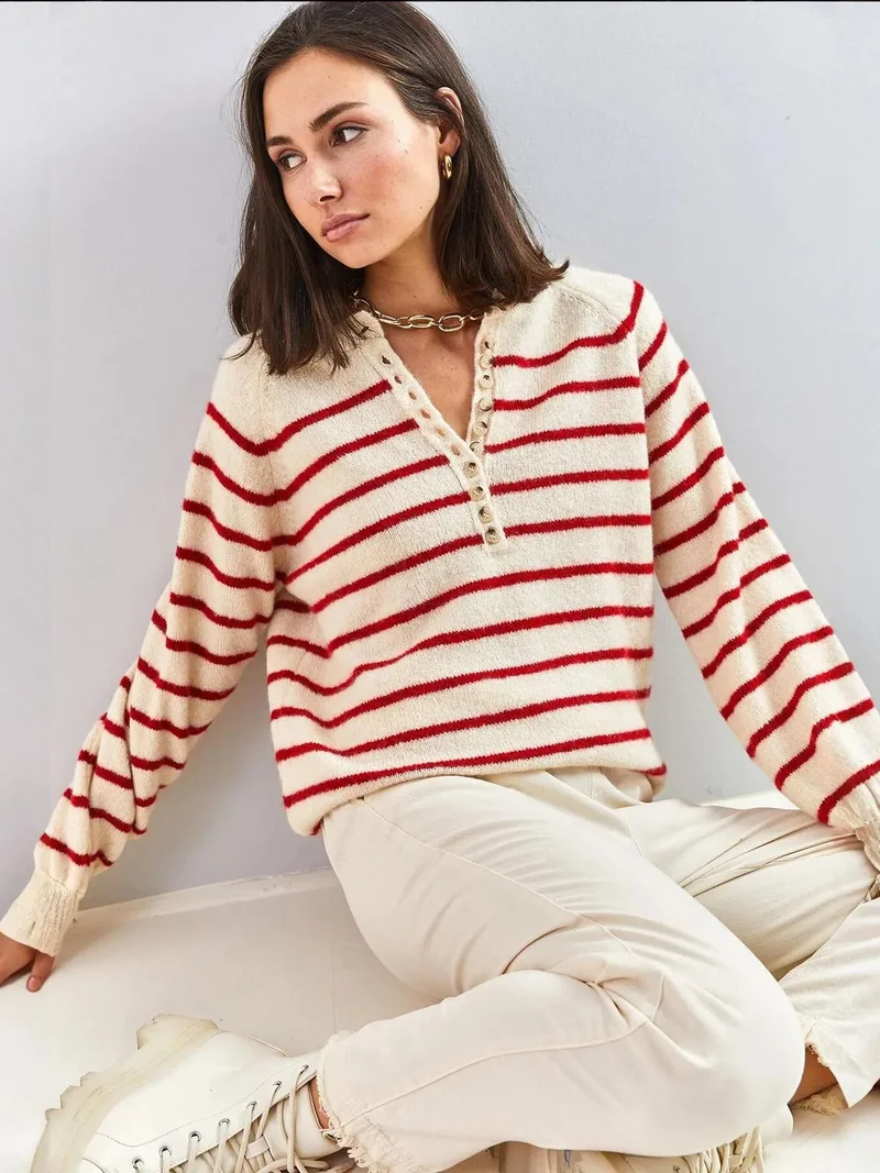 Bianco Lucci Button Collar Relaxed Fit Knit Sweater