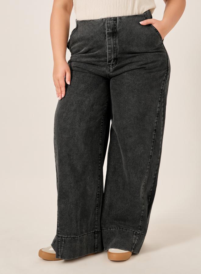 Styli Plus Size Wide Leg Jeans with Side Seam Detail  - Image 2