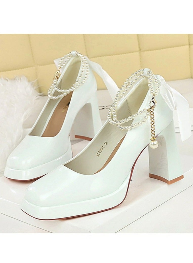 بيج تري المرأة براءة الاختراع منصة الجلد الكعب العالي مربع مغلق إصبع القدم مضخات أبيض 9CM - Image 1