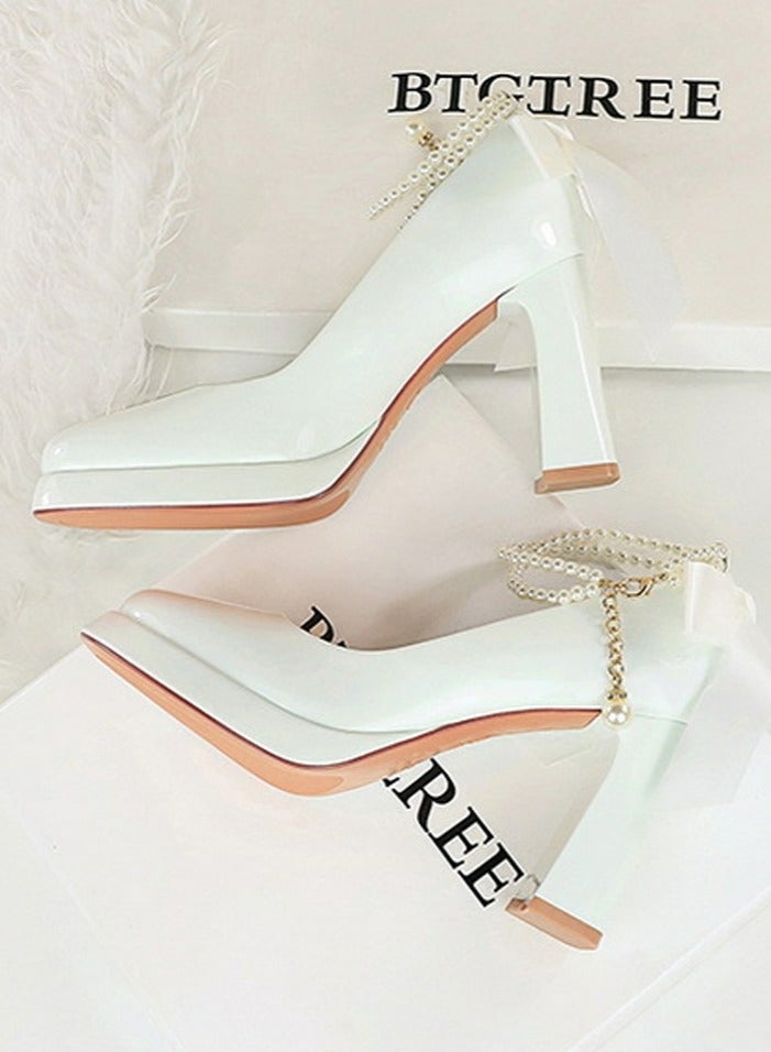 بيج تري المرأة براءة الاختراع منصة الجلد الكعب العالي مربع مغلق إصبع القدم مضخات أبيض 9CM - Image 3