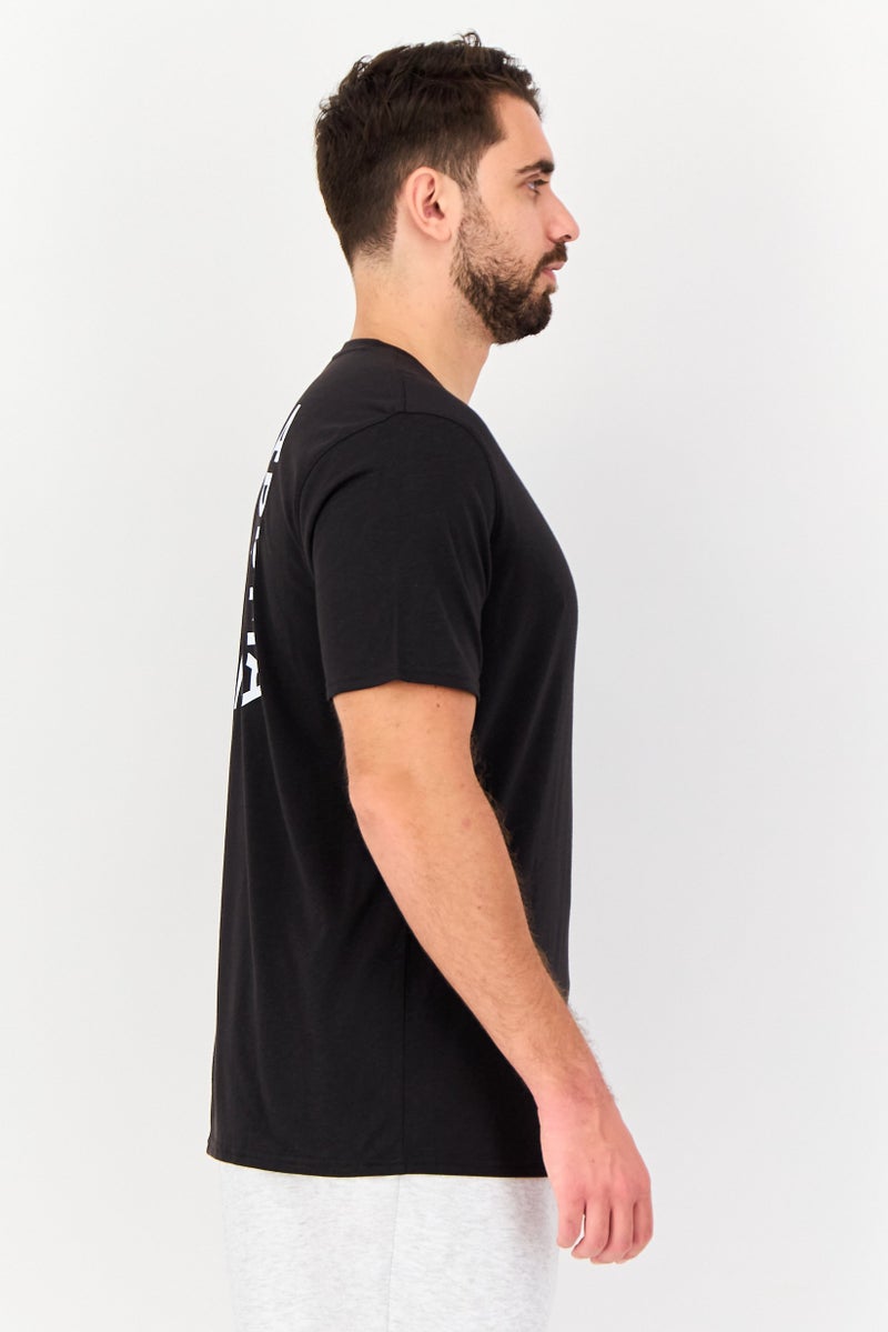 PUMA تي شيرت رياضي للرجال بأكمام قصيرة مناسب في الهواء الطلق، أسود - Image 2