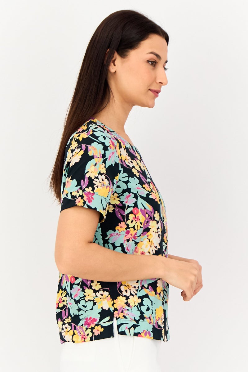 VERO MODA بلوزة مزخرفة بأكمام قصيرة من فيرو مودا للنساء، متعددة الألوان، بياقة دائرية - Image 2