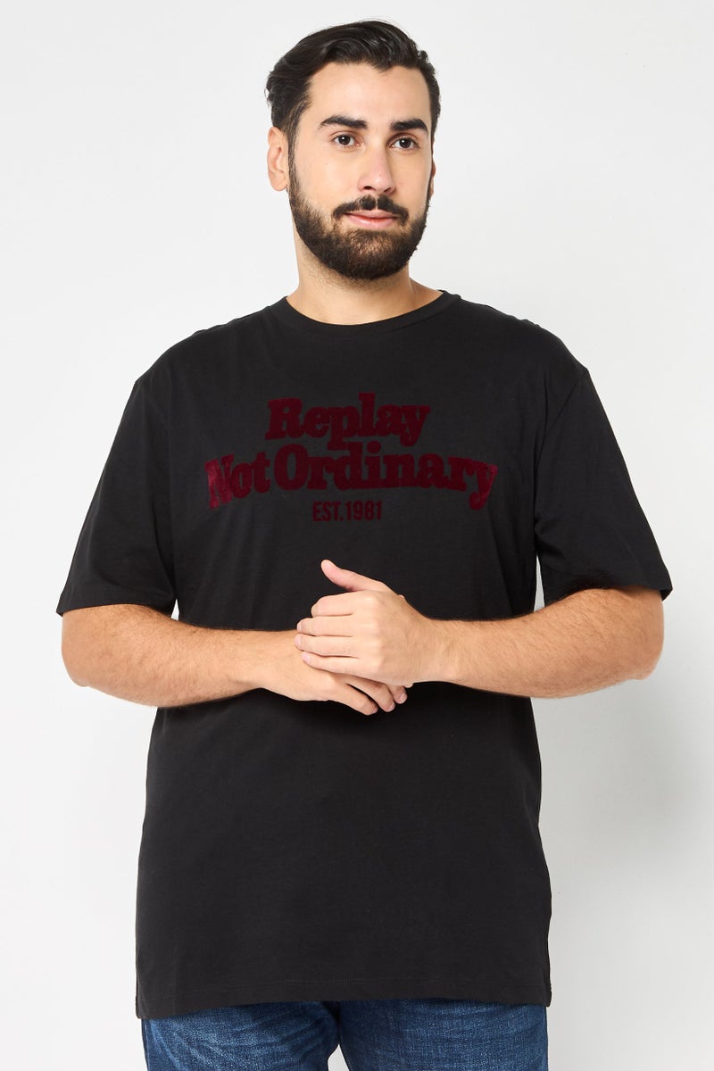 Replay تي شيرت رجالي بأكمام قصيرة وياقة دائرية بشعار العلامة التجارية، أسود - Image 1