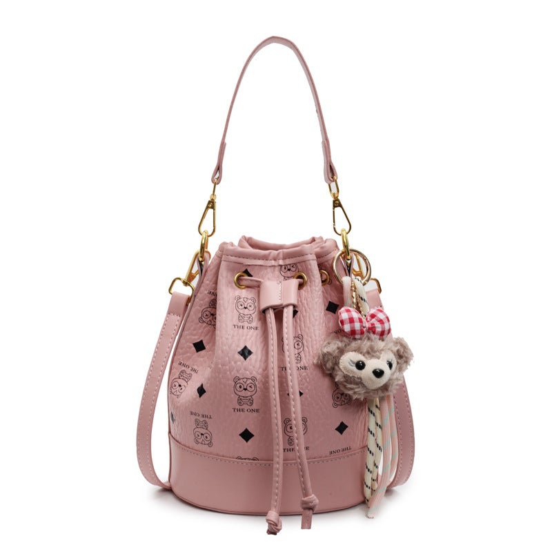 Fashionable And Sophisticated Bucket Bag For Women, Cute Bear Pendant, Vintage Color-Blocking Crossbody Bag, Versatile For Use