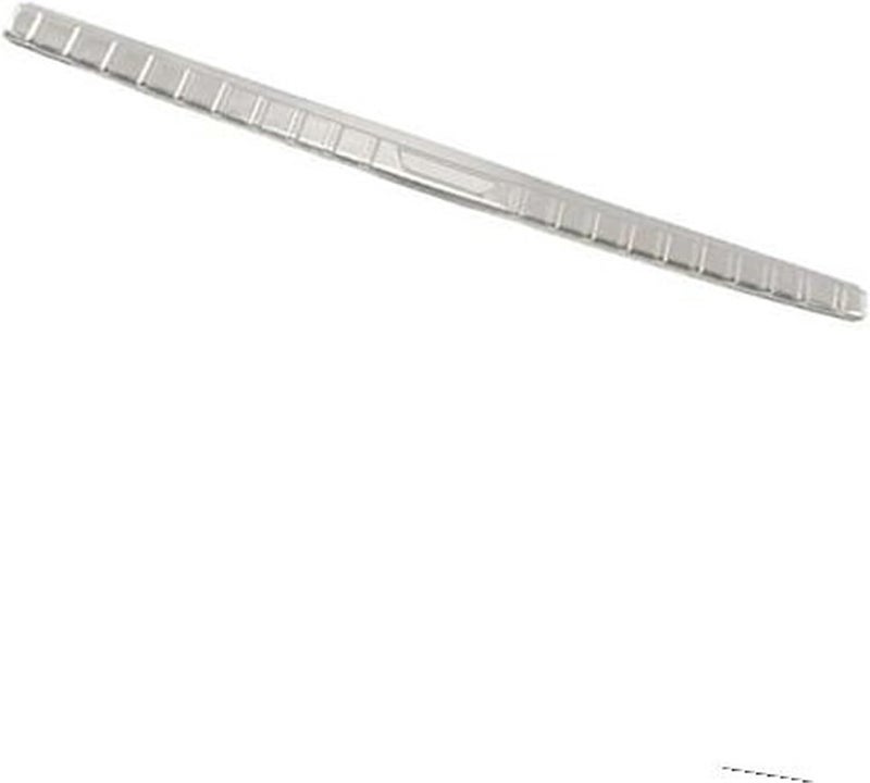 Vuzmode Rear Bumper Protector for Mitsubishi Pajero - Image 1