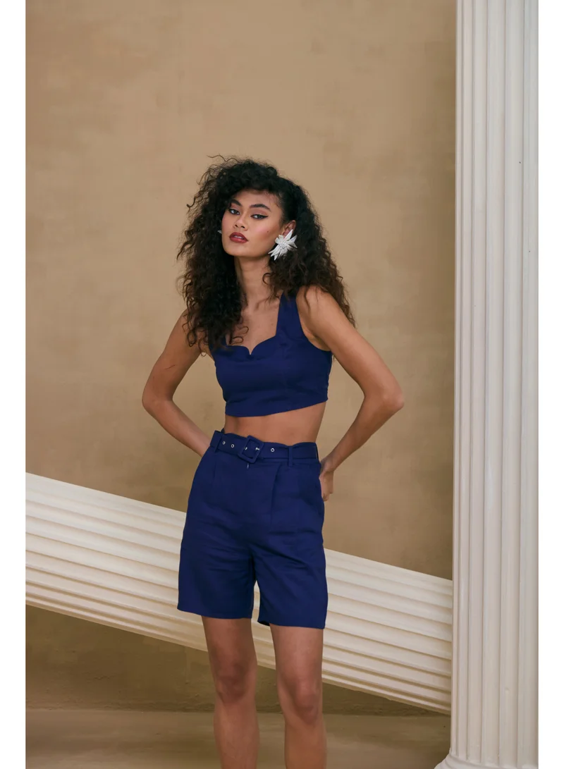 أشيتا فرنانديز Asymmetric Square Neck Crop Top – Navy Blue