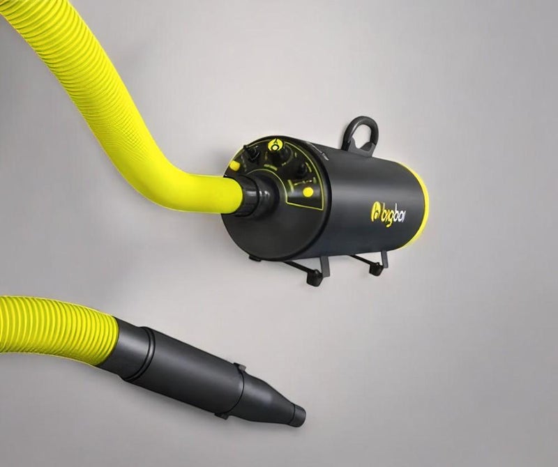 بيج بوي مجفف سيارات BIGBOI BlowR Mini Plus بالهواء الساخن – نظام تجفيف احترافي بدون لمس بمحركين وخرطوم 5 متر للسيارات والدراجات النارية والـ SUV والـ RV - Image 2